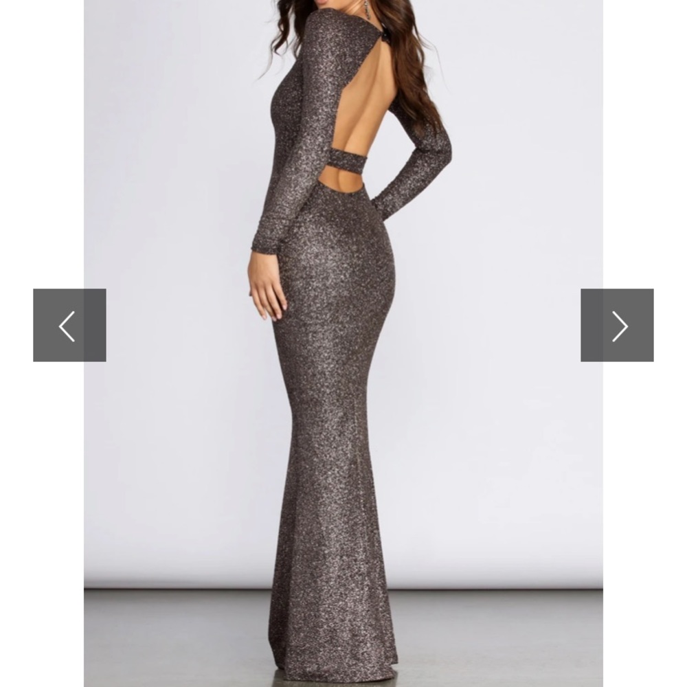 NWT! Open Back Glitter Dress